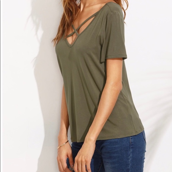 Cross-cross Front V Back Tee - Picture 3 of 5